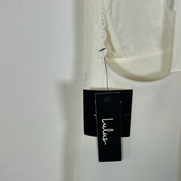 Lulus Prima Donna Life White/Beige  Lace Backless Mini Dress Size Small NWT - Picture 7 of 9